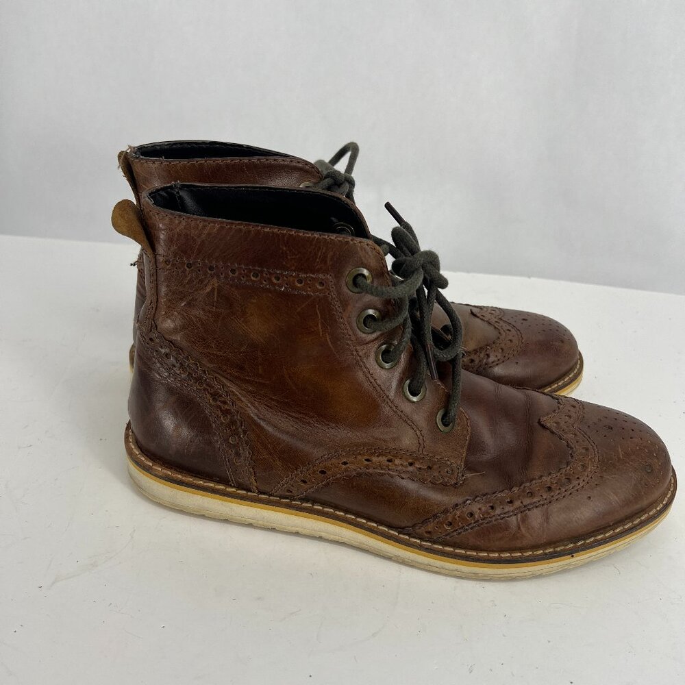 Crevo Boardwalk Wingtip Men’s Boots Size 8